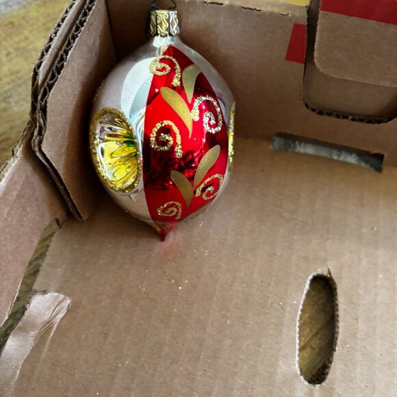 Old World Christmas ornament Triple Indent Reflector Red Teardrop blown glass - Picture 2 of 2